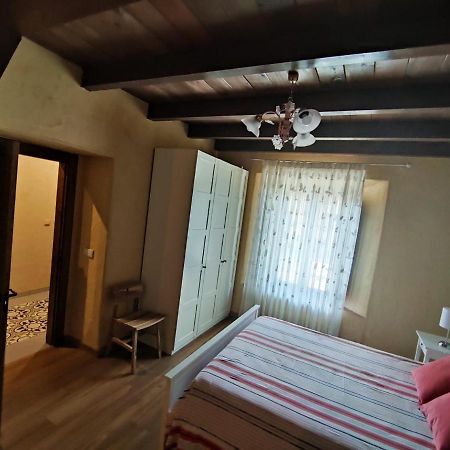 Casa Rural Oliver Y Nadia Rodilana Esterno foto